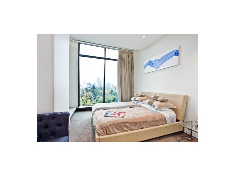 504/150 Clarendon Street, East Melbourne VIC 3002