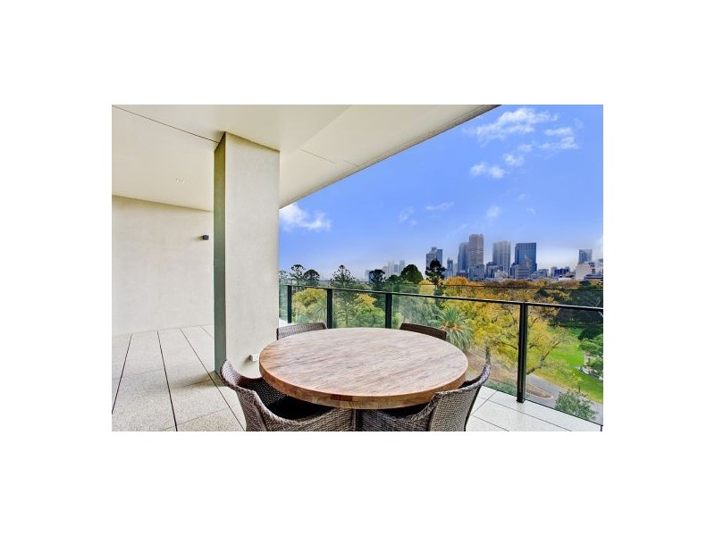 505/150 Clarendon Street, East Melbourne VIC 3002