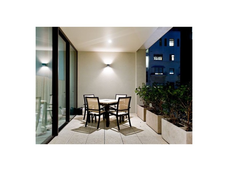 210/150 Clarendon Street, East Melbourne VIC 3002