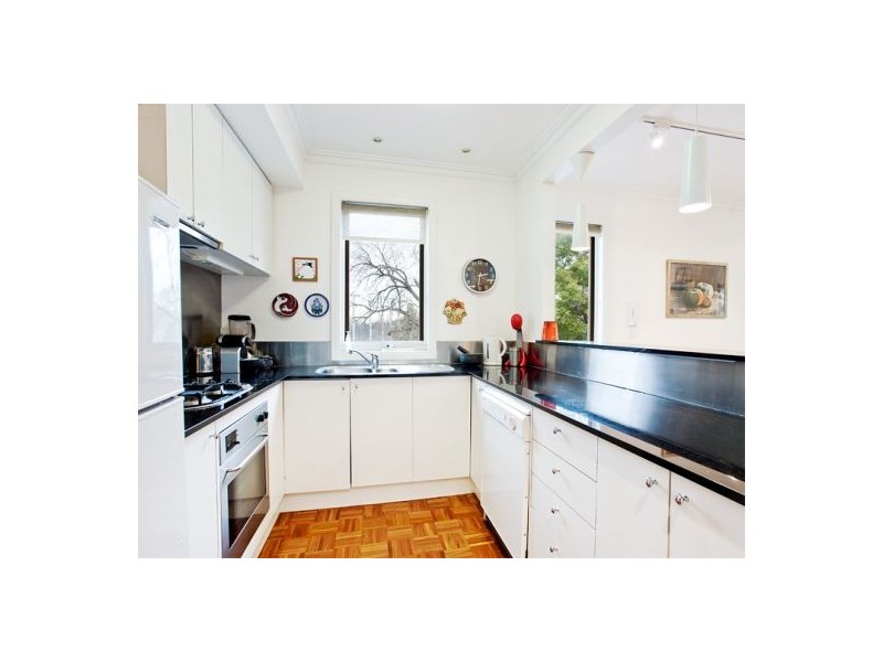 2/44 Jolimont Terrace, East Melbourne VIC 3002