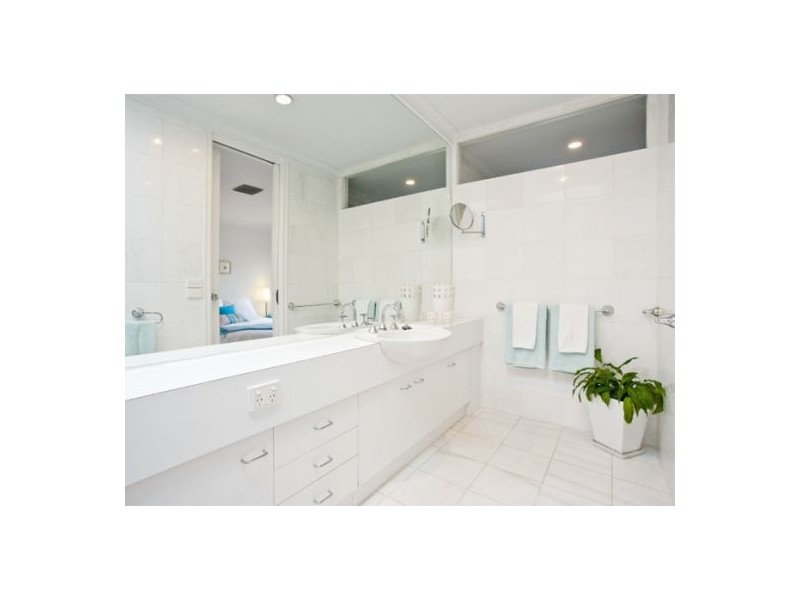 6/14 Woorigoleen Road, Toorak VIC 3142