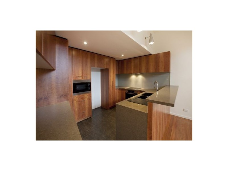 9 St Leonards Place, St Kilda VIC 3182