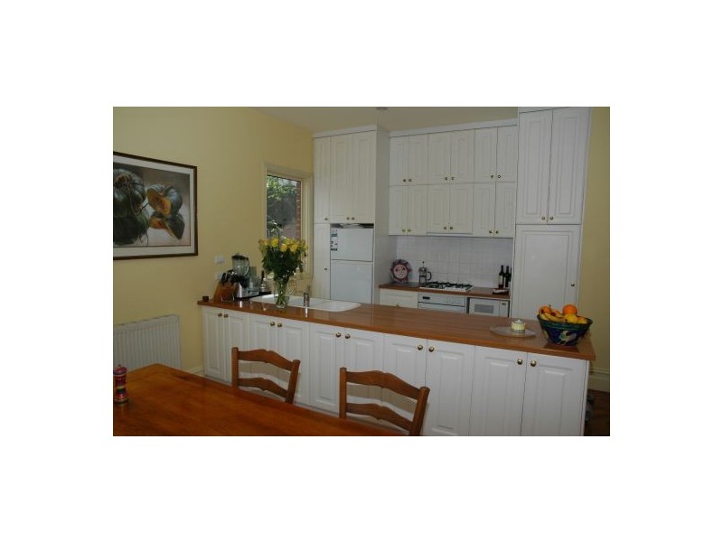 112 Merton Street, Albert Park VIC 3206