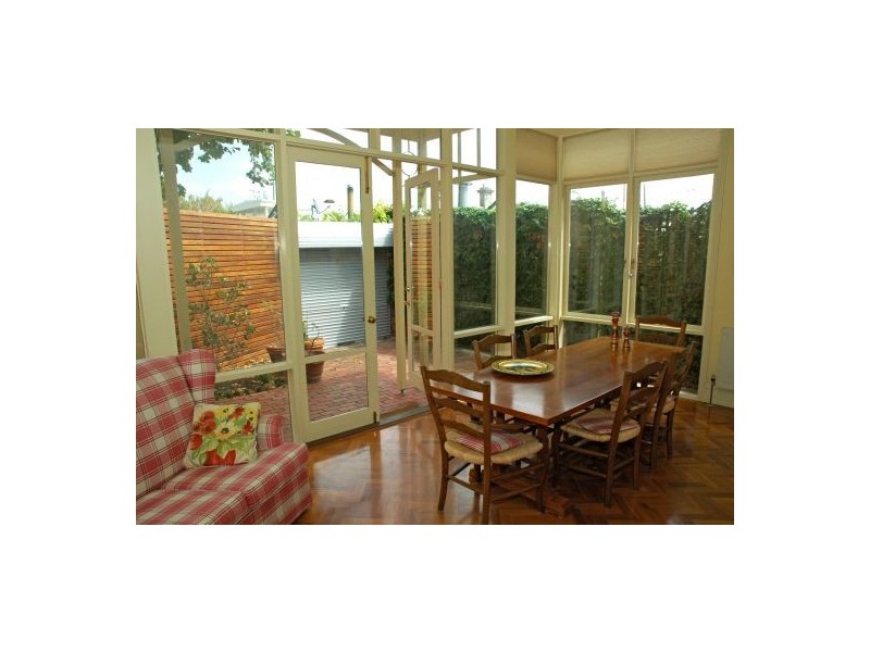 112 Merton Street, Albert Park VIC 3206