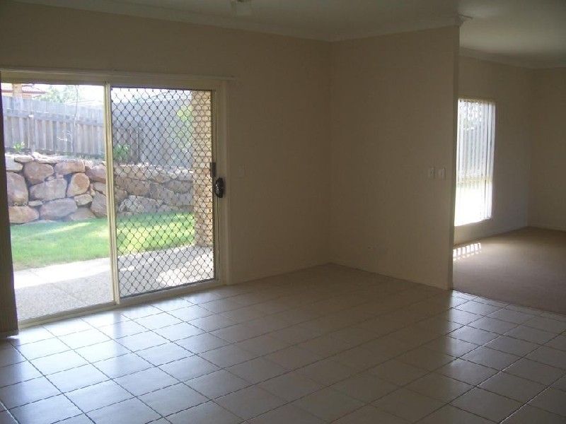 Edens Landing QLD 4207