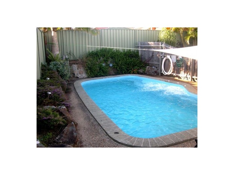 11 Manhattan Drive, Eagleby QLD 4207