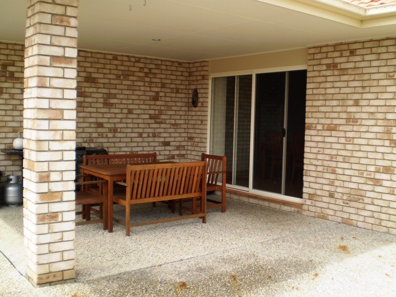 Edens Landing QLD 4207