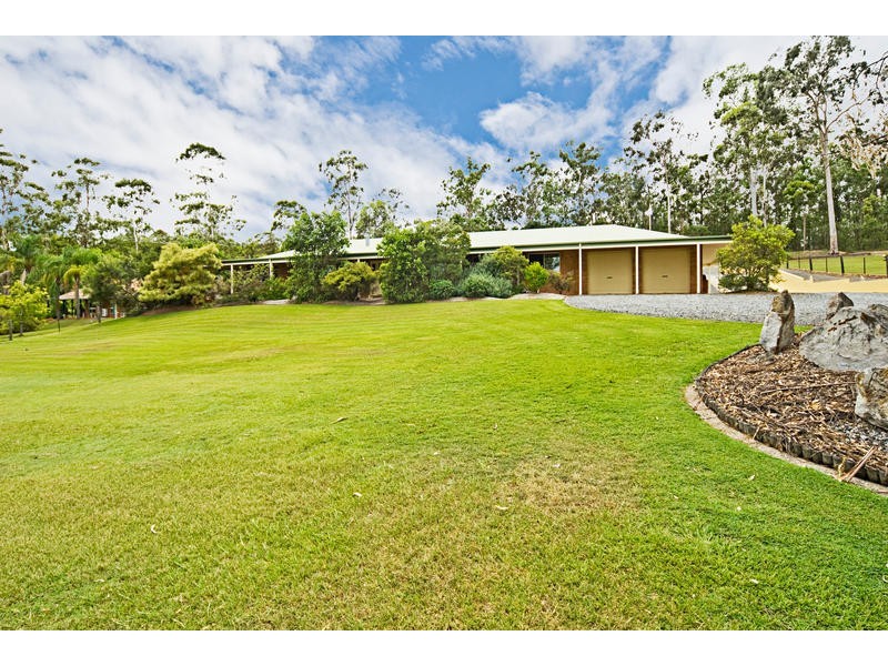 Yatala QLD 4207