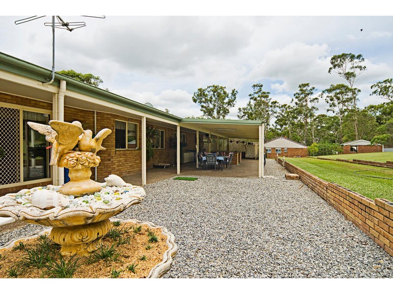 Yatala QLD 4207