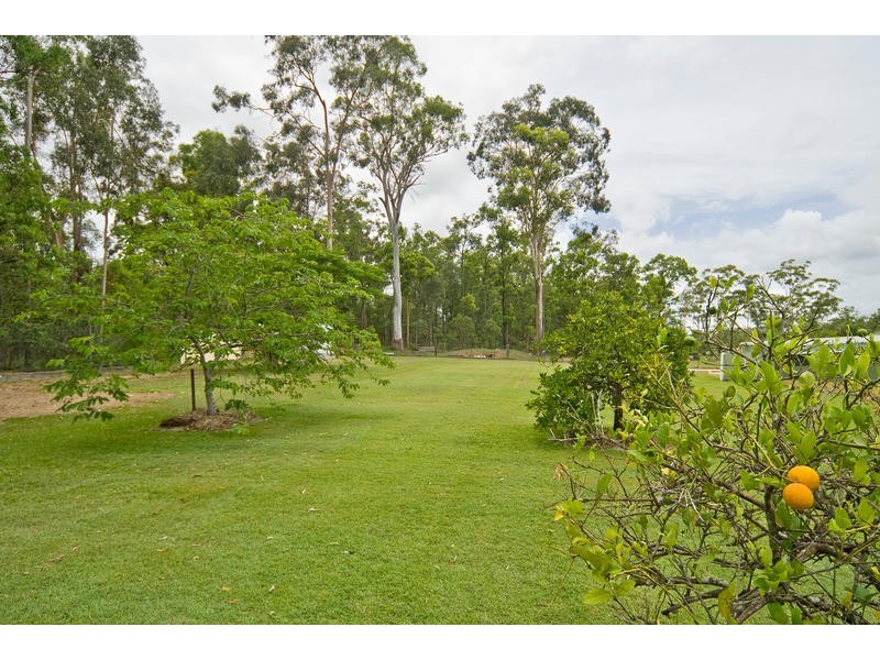 Yatala QLD 4207