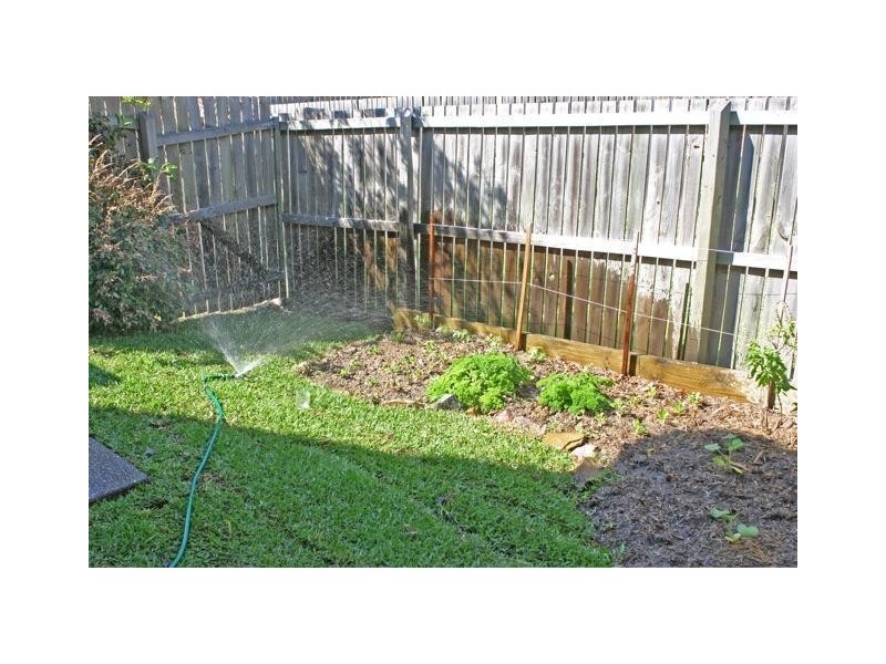 Edens Landing QLD 4207