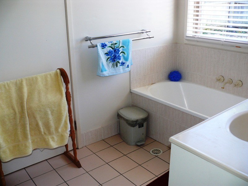 33 Copperfield Drive, Eagleby QLD 4207