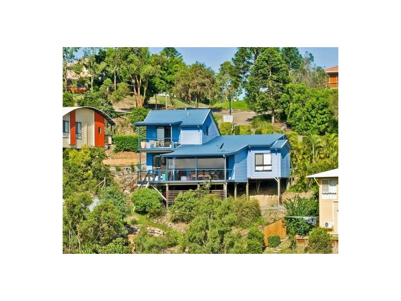 17 Valerie Close, Edens Landing QLD 4207