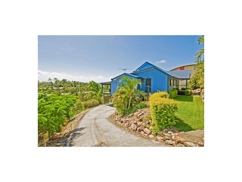 17 Valerie Close, Edens Landing QLD 4207