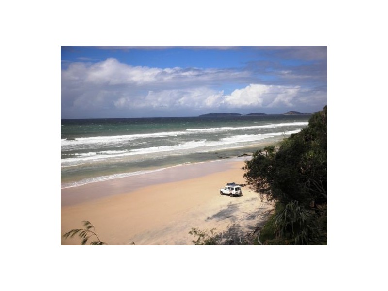 4 Naiad Ct, Rainbow Beach QLD 4581