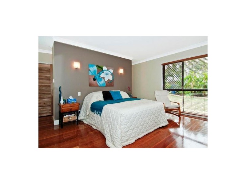 Edens Landing QLD 4207