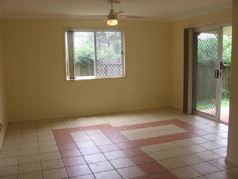 Edens Landing QLD 4207