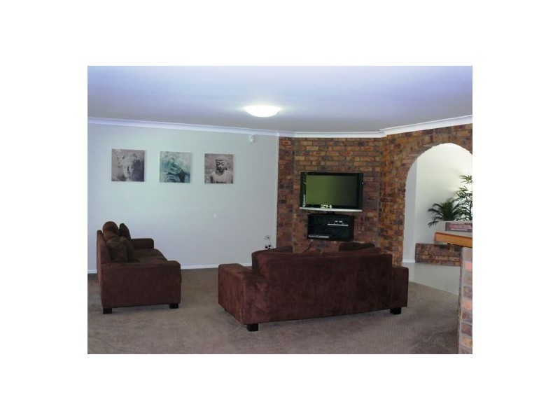 14 Prenzlau St, Windaroo QLD 4207