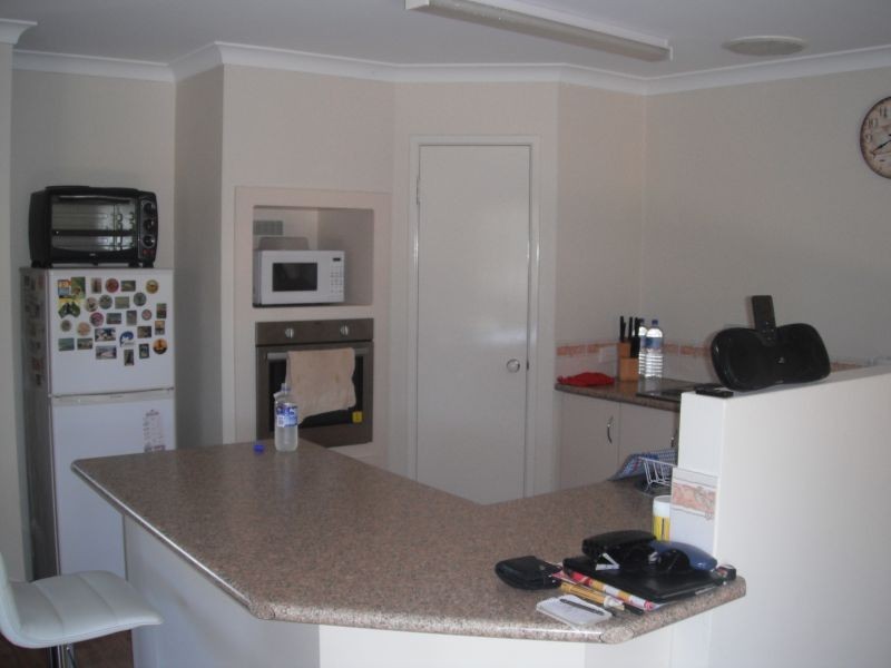 1/2 Glen Eagles Grove, Busselton WA 6280