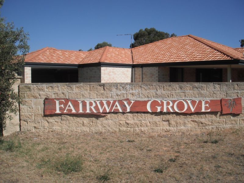 1/2 Glen Eagles Grove, Busselton WA 6280