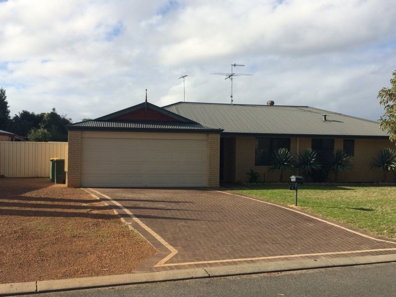 1 Minigwal Court, Greenfields WA 6210