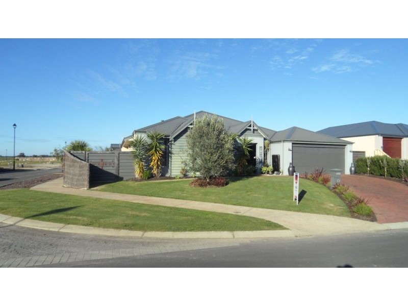 30 Provincia Parade, Yalyalup WA 6280