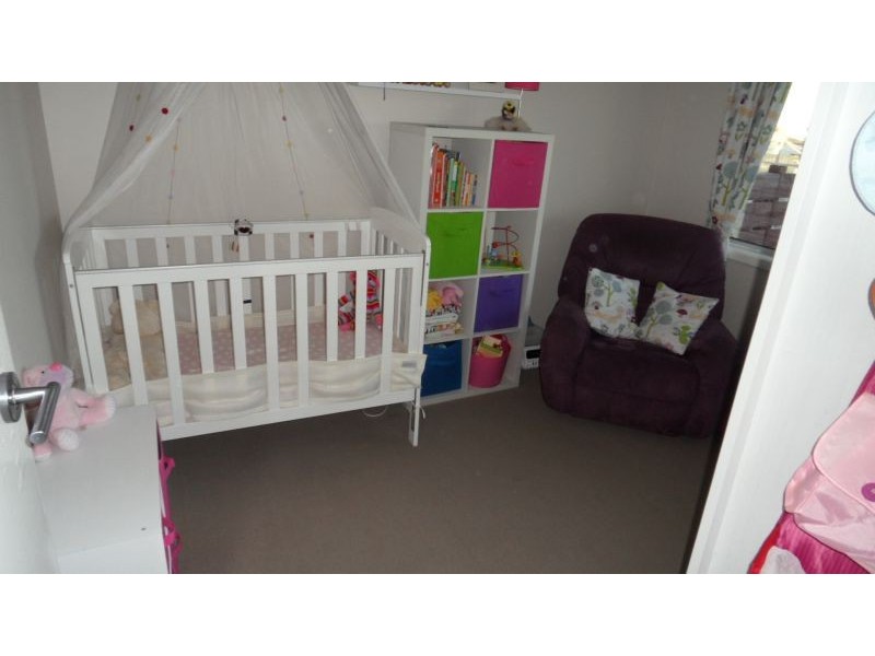 75 Kenny Crescent, Rangeway WA 6530