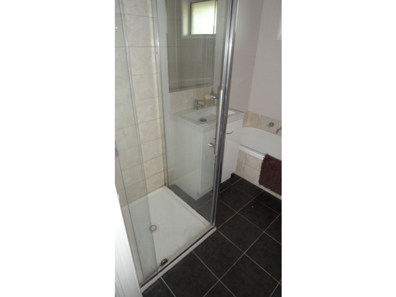 75 Kenny Crescent, Rangeway WA 6530