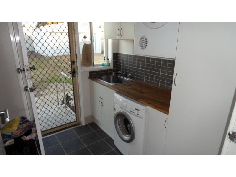 75 Kenny Crescent, Rangeway WA 6530