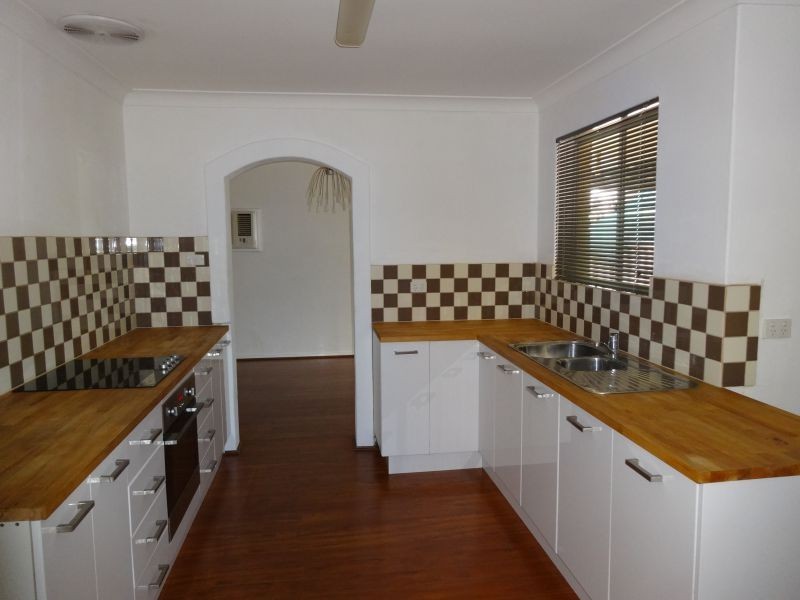 56 Mcaleer Drive, Mahomets Flats WA 6530