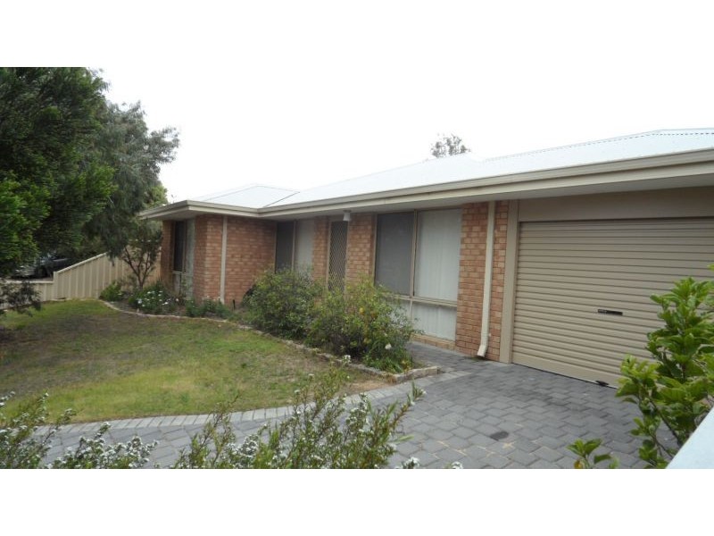 8 Cobia Rise, Warnbro WA 6169