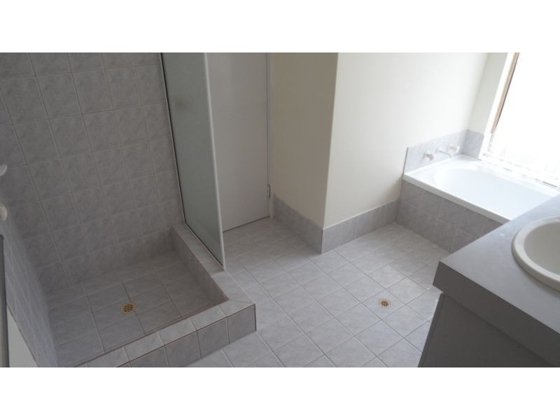 8 Cobia Rise, Warnbro WA 6169