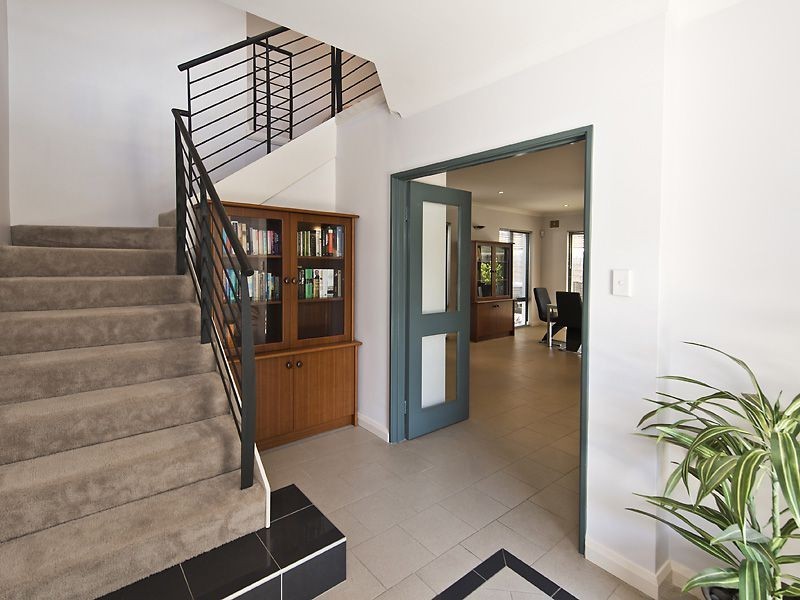 15c Thurlow Avenue, Yokine WA 6060