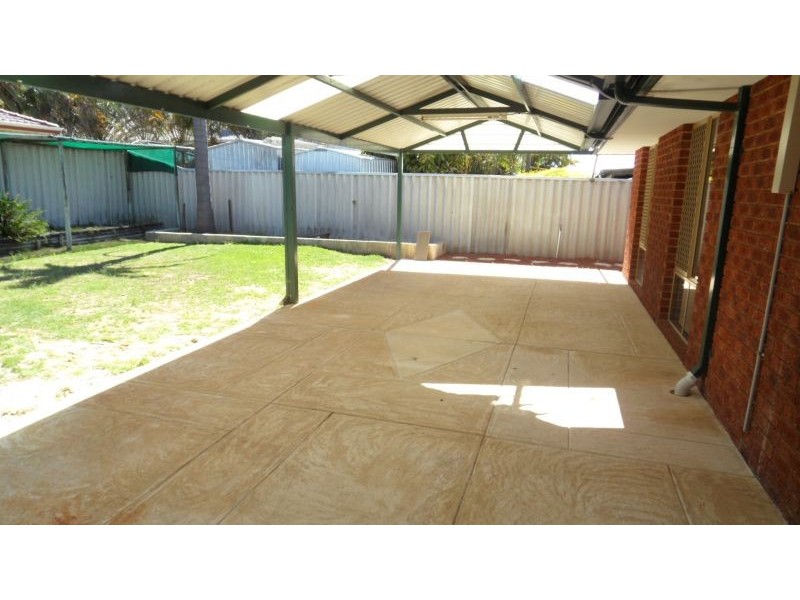 8 Nightingale Place, Greenfields WA 6210