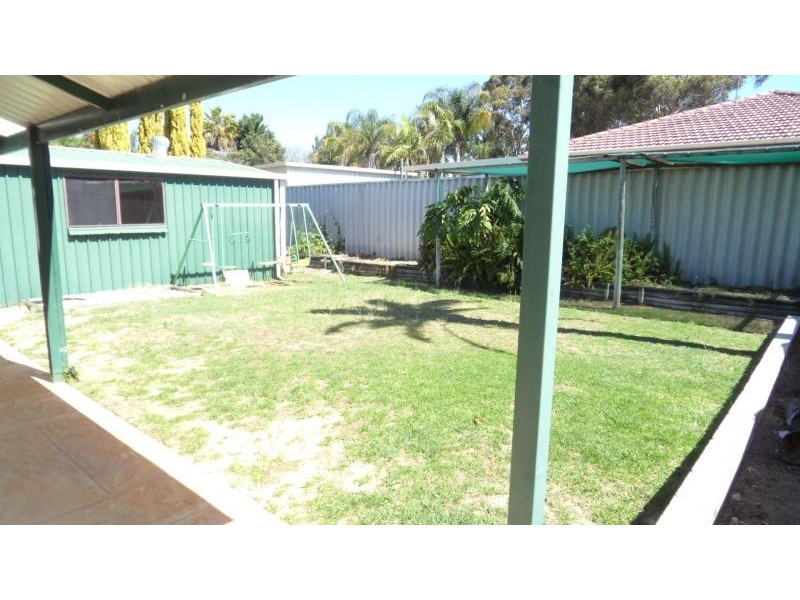 8 Nightingale Place, Greenfields WA 6210