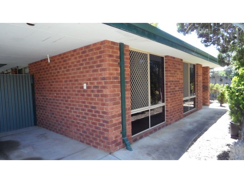 8 Nightingale Place, Greenfields WA 6210