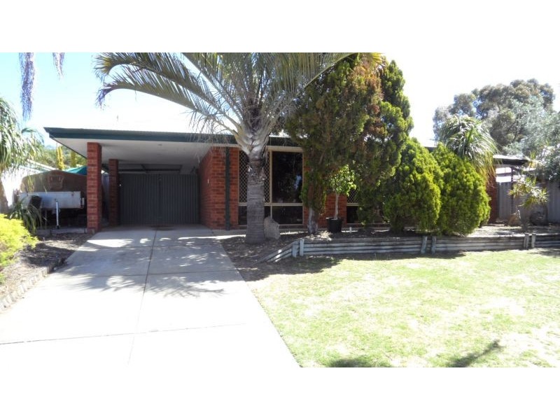8 Nightingale Place, Greenfields WA 6210