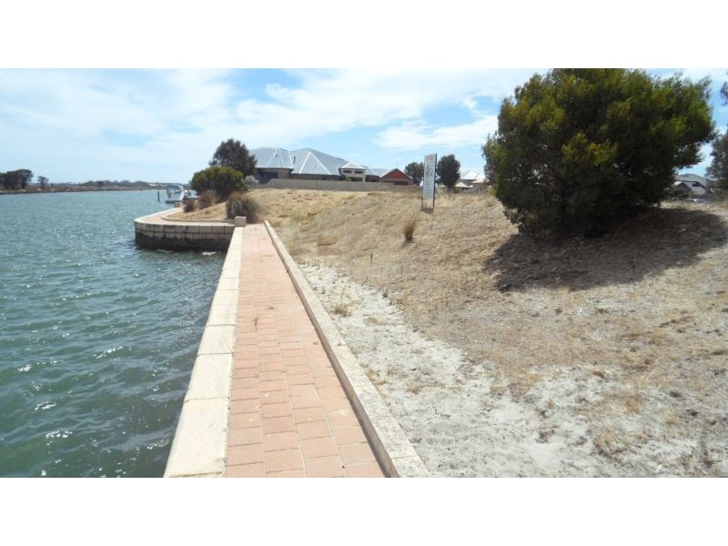 45 ERINS ISLE, Dudley Park WA 6210