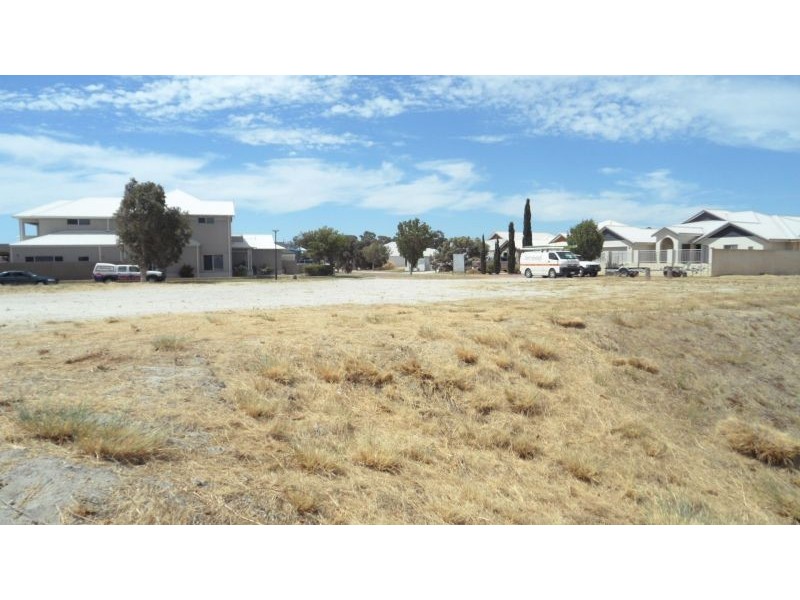 45 ERINS ISLE, Dudley Park WA 6210