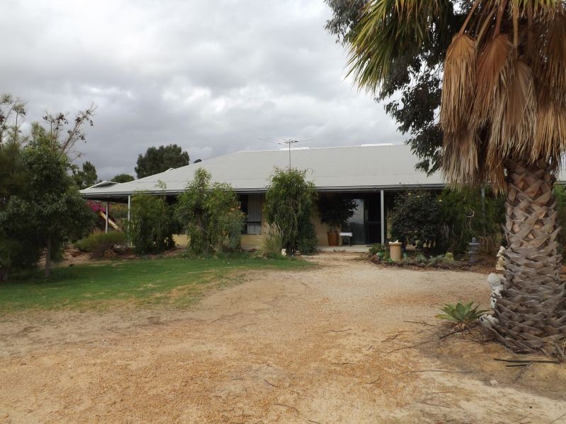 218 BUNTER WAY, Howatharra WA 6532