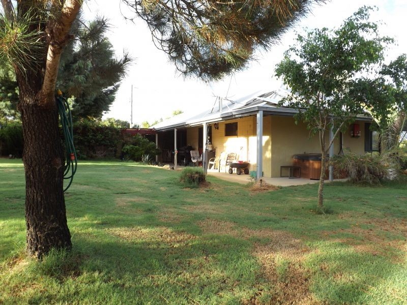 218 BUNTER WAY, Howatharra WA 6532