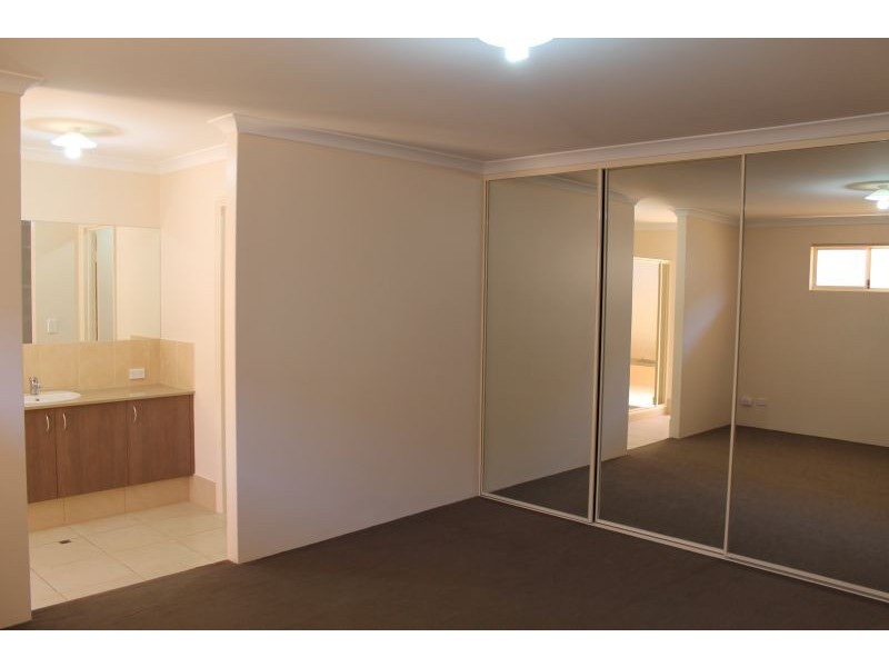 12 VIEWPOINT MEWS, Drummond Cove WA 6532