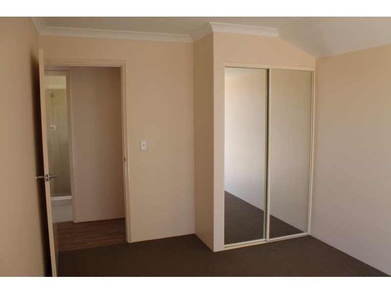 12 VIEWPOINT MEWS, Drummond Cove WA 6532