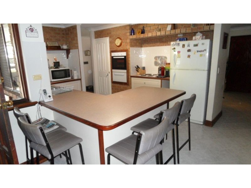 20 HOLCOMBE ROAD, Warnbro WA 6169