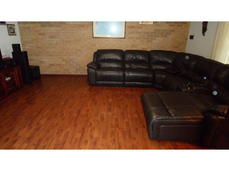 20 HOLCOMBE ROAD, Warnbro WA 6169