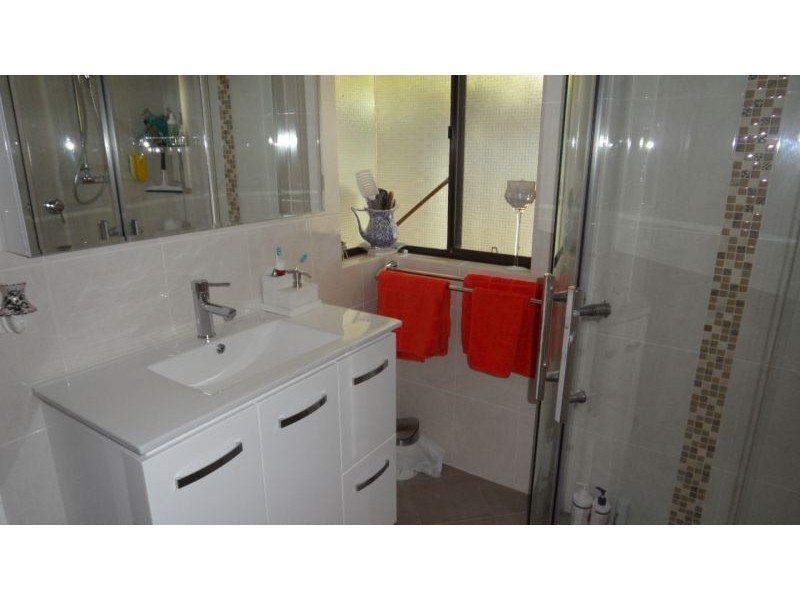 20 HOLCOMBE ROAD, Warnbro WA 6169