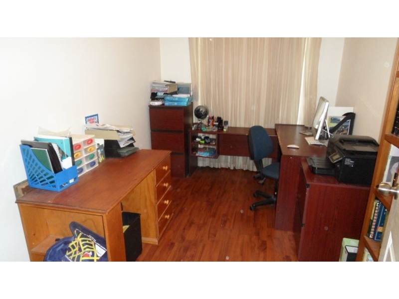 20 HOLCOMBE ROAD, Warnbro WA 6169