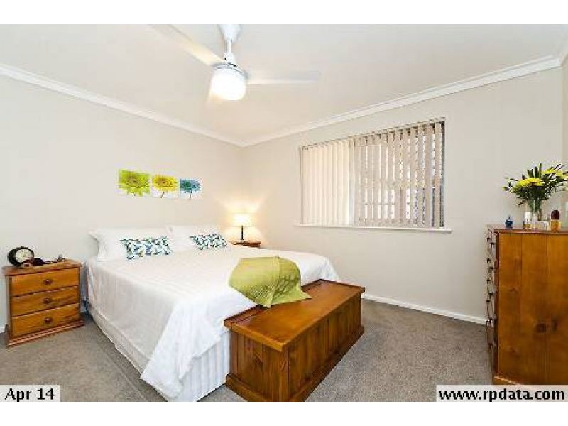 63 ELSWICK STREET, Safety Bay WA 6169