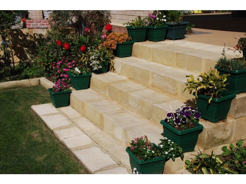 286 SAFETY BAY ROAD, Safety Bay WA 6169