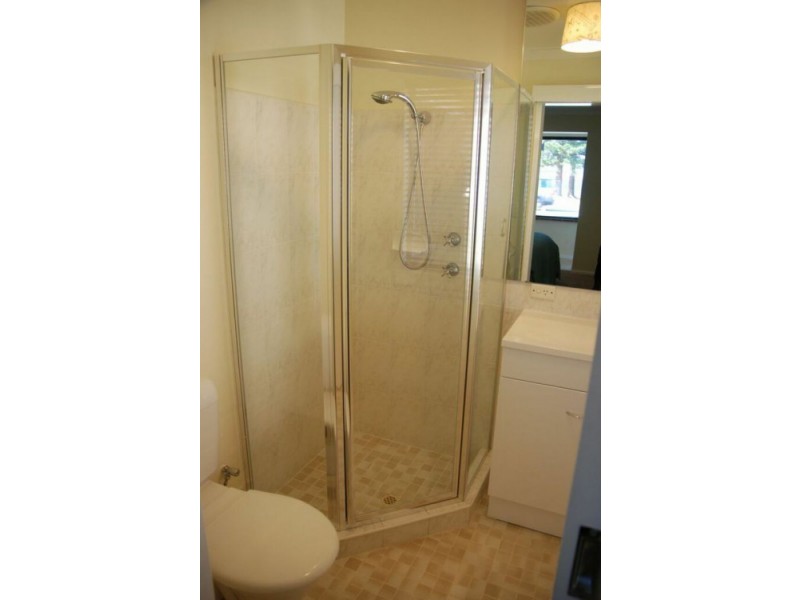 286 SAFETY BAY ROAD, Safety Bay WA 6169